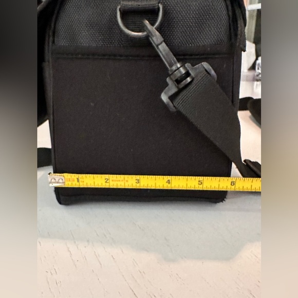 Black Paisley DSLR Camera Bag - Picture 10 of 10